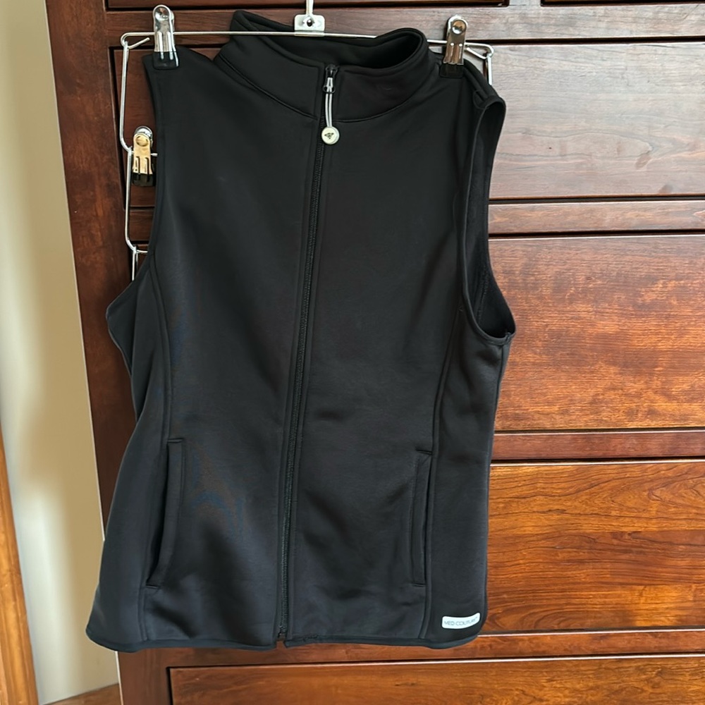 Med Couture scrub vest small